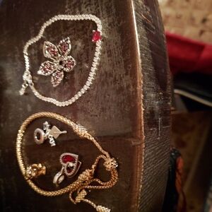 Elegant Gold and Silver Floral Jewelry Set